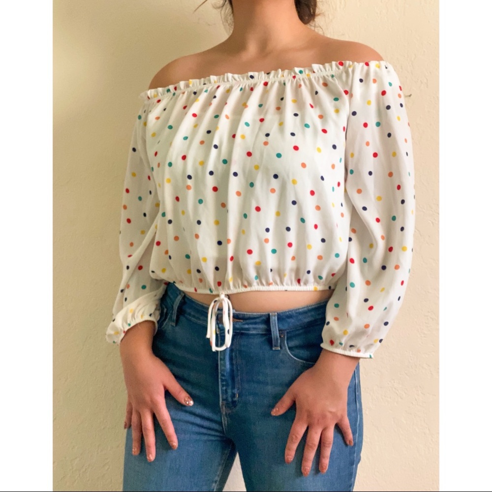 🌸Off the Shoulder Polka Dot Blouse 🌸